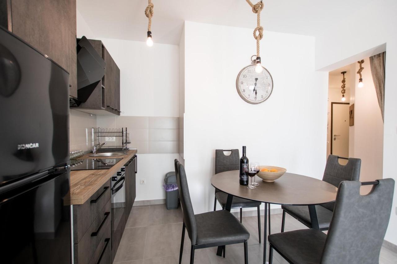 4 * Apartment Sunset Close To The Sea Kaštela 외부 사진